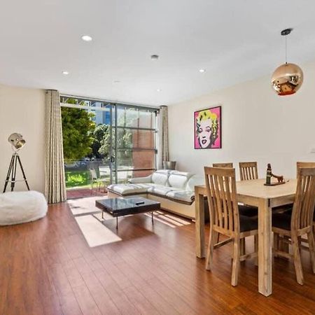 Sleek Modern Pad Next To Spark Arena Free Parking 奥克兰 外观 照片