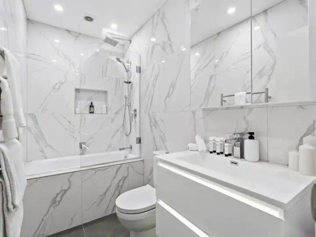 Sleek Modern Pad Next To Spark Arena Free Parking 奥克兰 外观 照片