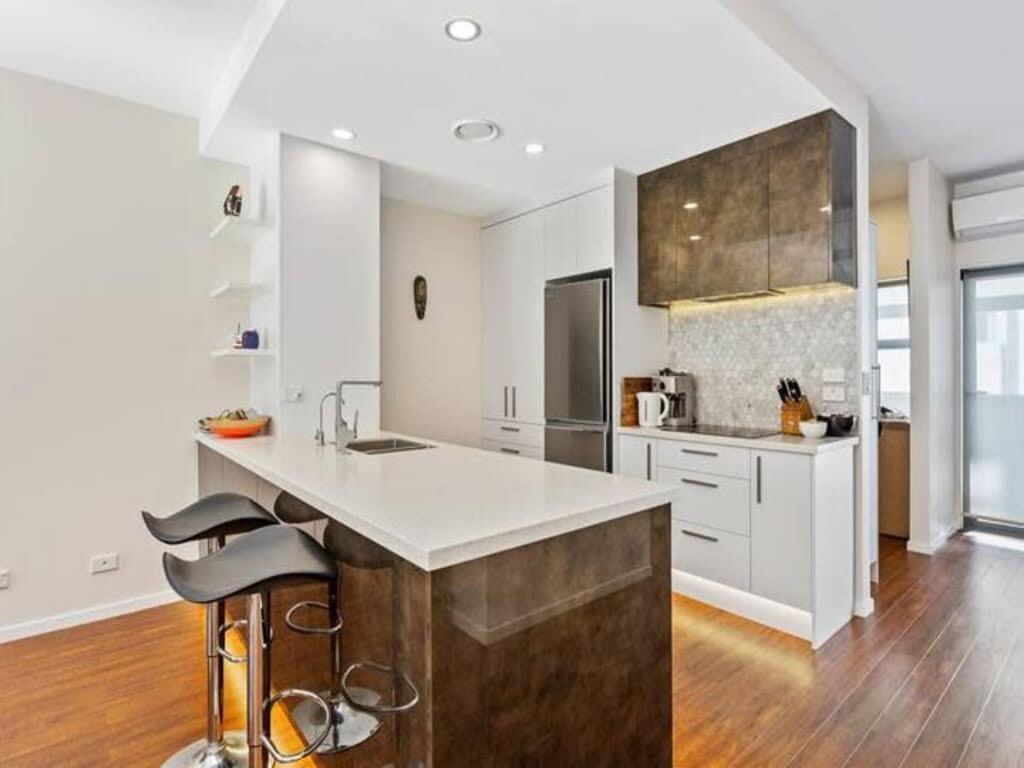 Sleek Modern Pad Next To Spark Arena Free Parking 奥克兰 外观 照片